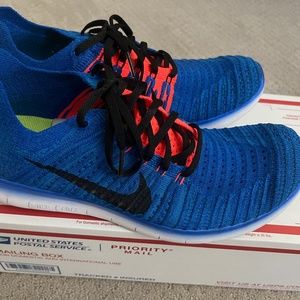 Nike Free RN Flyknit (831069-405) Blue Knit Running Shoes
